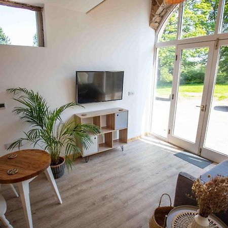 Stunning Stone Coach House Apartment Marple ภายนอก รูปภาพ
