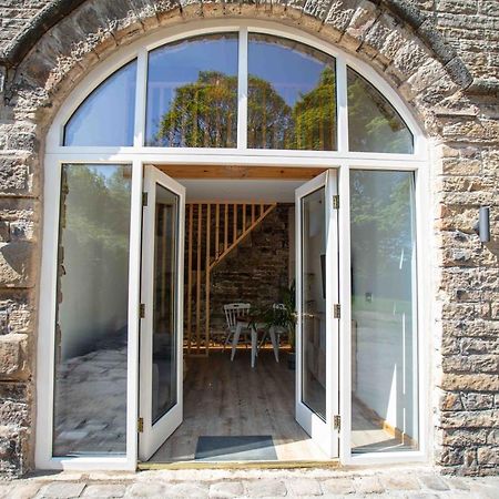 Stunning Stone Coach House Apartment Marple ภายนอก รูปภาพ