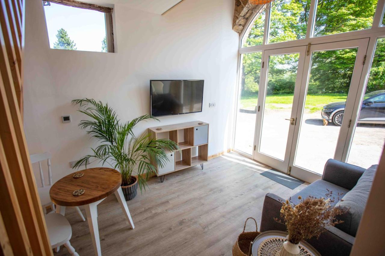 Stunning Stone Coach House Apartment Marple ภายนอก รูปภาพ